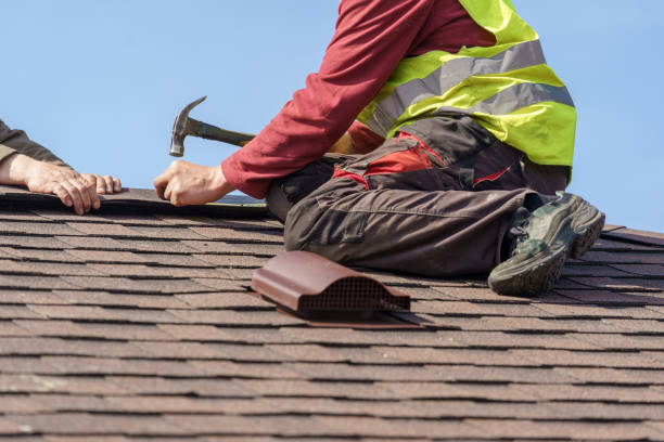 Quick and Trustworthy Emergency Roof Repair Services in Winthrop, IA