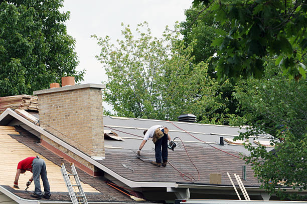 Best Local Roofing Companies  in Winthrop, IA